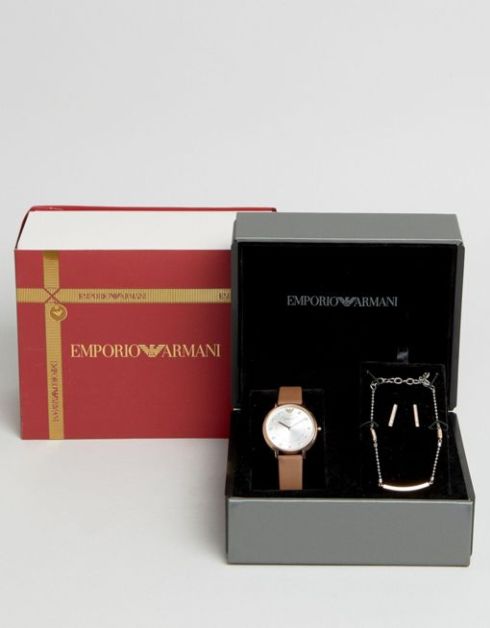 Parure montre et bijoux © Emporio Armani