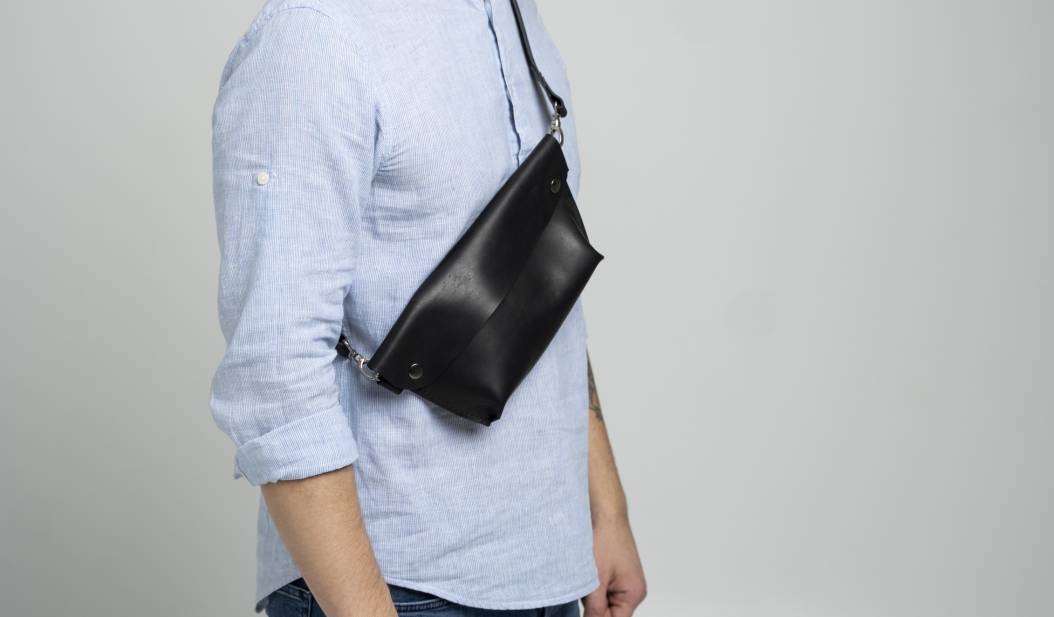 sac bandoulière incontournable mode masculine